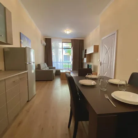 Ramay Apart-complex Sankt Konstantin & Helena