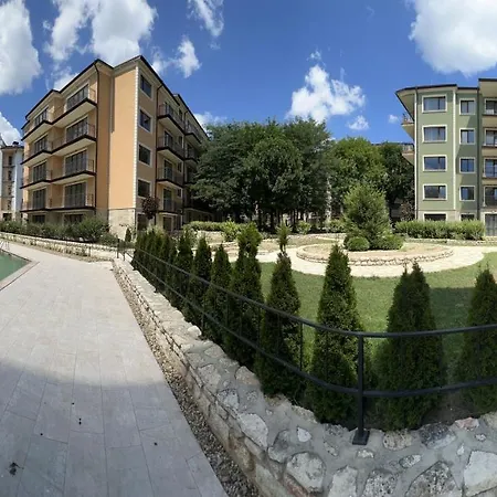 Ramay Apart-complex Lejlighed