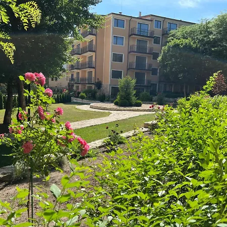 Ramay Apart-complex Lejlighed Sankt Konstantin & Helena